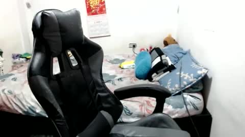 Snapshot of miasweet333 chatting on 03/27/26, 01:00 mia online show from 03/27/26, 01:00