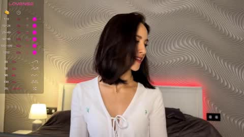 Snapshot of miasweetashoney chatting on 02/17/26, 06:32 Mia online show from 02/17/26, 06:32