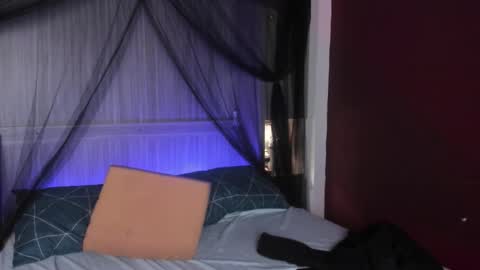 Snapshot of miaturnerr_ chatting on 01/14/26, 12:22 miaturnerr_ online show from 01/14/26, 12:22