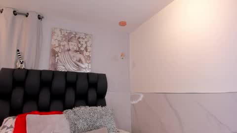 miavelvet1 online show from 05/07/26, 02:39