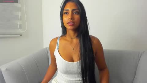 Snapshot of miavelvet_22 chatting on 12/02/25, 05:46 Mia Velvet online show from 12/02/25, 05:46