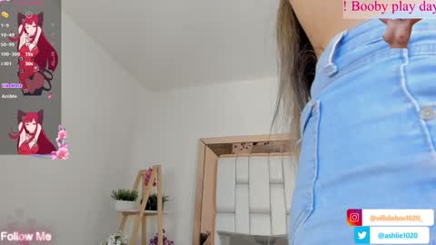 Mia Villalobos online show from 01/15/25, 03:50