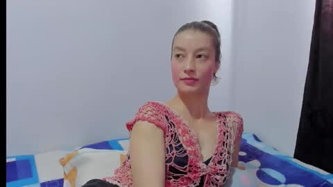  Chloe  online show from 11/24/25, 06:07