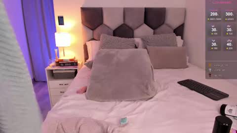 Snapshot of miazurek chatting on 02/20/25, 06:17 THE BEST LOVRS antonio flatlastifoundyoulautrebleudrpapaolu donnie lbsunkown1804 online show from 02/20/25, 06:17