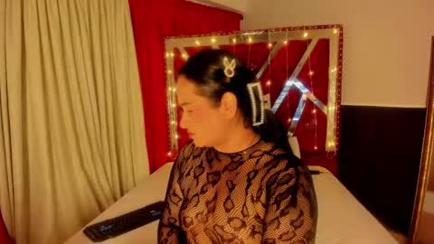micaelahott_ online show from 04/12/26, 02:49