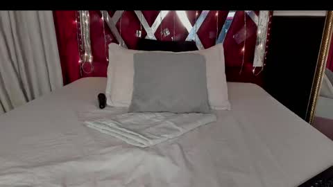 micaelahott_ online show from 05/09/26, 04:17