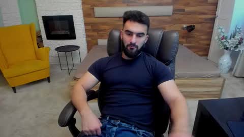 MicahLane online show from 11/12/25, 05:52