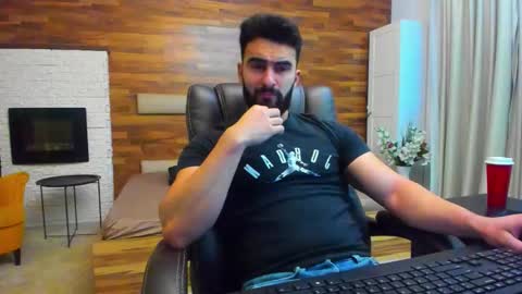 MicahLane online show from 12/04/25, 05:50