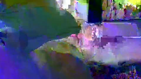 Snapshot of micha_48 chatting on 12/30/24, 05:37 Micha online show from 12/30/24, 05:37