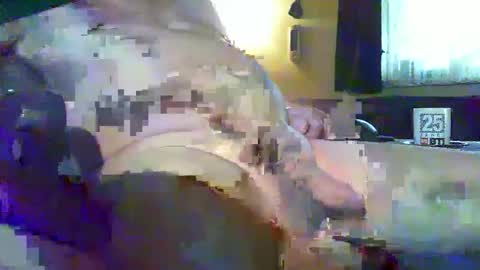 Snapshot of micha_48 chatting on 01/20/25, 08:19 Micha online show from 01/20/25, 08:19