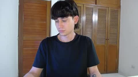 Snapshot of michaeel_blue chatting on 06/23/26, 12:19 Michael online show from 06/23/26, 12:19