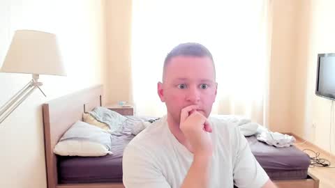 Snapshot of michael_birkin chatting on 05/10/26, 04:17 Michael Birkin online show from 05/10/26, 04:17