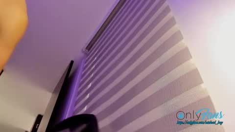 Snapshot of michael_boy88_ chatting on 11/18/25, 07:29 Michael Boy online show from 11/18/25, 07:29