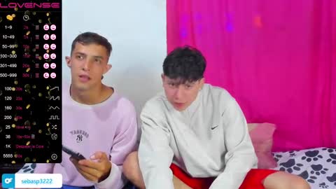 Snapshot of michael_kendall0 chatting on 12/13/24, 02:10 michael independent model  online show from 12/13/24, 02:10