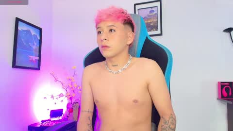 Snapshot of michael_lopez_1 chatting on 04/10/26, 11:04 michael_lopez_1 online show from 04/10/26, 11:04