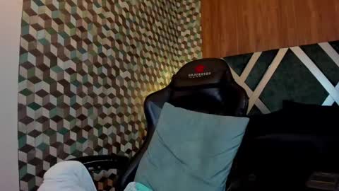 Michael Stevens online show from 02/06/25, 03:52