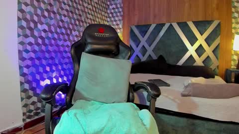 Michael Stevens online show from 02/26/25, 04:45