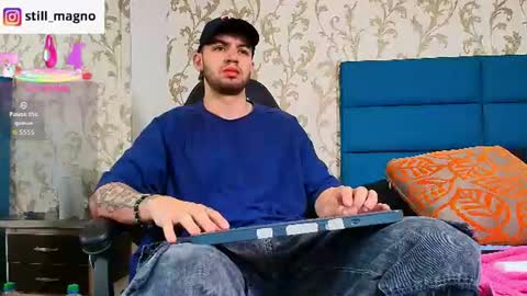 Snapshot of michael_magno chatting on 07/08/26, 10:09 Michael Stevens online show from 07/08/26, 10:09