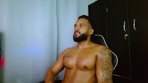 Snapshot of michael_maximo chatting on 02/20/26, 04:53 maximo online show from 02/20/26, 04:53