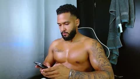 Snapshot of michael_maximo chatting on 02/22/26, 08:57 maximo online show from 02/22/26, 08:57