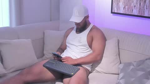 Snapshot of michael_salens chatting on 02/13/25, 02:20 Michael Salens independent model online show from 02/13/25, 02:20