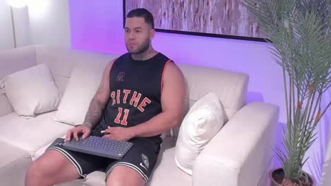 Snapshot of michael_salens chatting on 02/21/25, 10:28 Michael Salens independent model online show from 02/21/25, 10:28