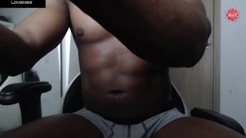 Snapshot of michael_thomsom chatting on 02/13/25, 12:32 michael_thomsom online show from 02/13/25, 12:32