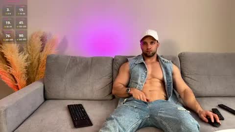 Snapshot of michaelbradley_for_u chatting on 04/06/26, 08:59 michaelbradley_for_u online show from 04/06/26, 08:59