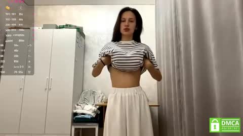 Snapshot of michaeleanidi chatting on 07/25/26, 04:26 Milana online show from 07/25/26, 04:26
