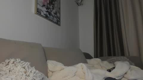 MichaelEvansx online show from 12/17/25, 09:32