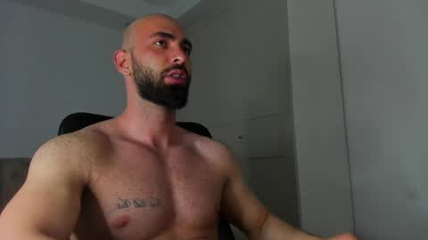 MichaelEvansx online show from 04/30/26, 10:36