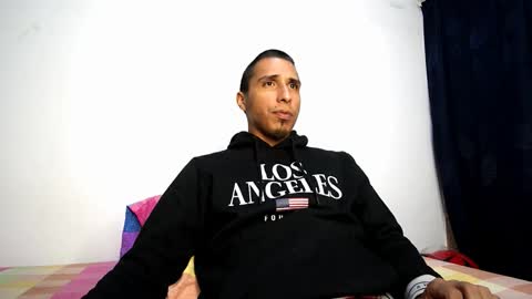 Snapshot of michaelhotbbc chatting on 09/12/25, 02:33 Michael online show from 09/12/25, 02:33