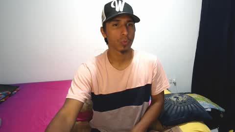 Snapshot of michaelhotbbc chatting on 11/20/25, 03:28 Michael online show from 11/20/25, 03:28