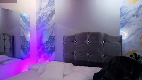 Snapshot of michaell_peters chatting on 05/11/26, 02:45 MICHAELL online show from 05/11/26, 02:45