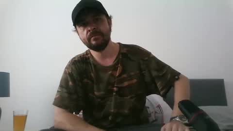 Snapshot of michaelmorgan387 chatting on 09/10/25, 01:00 michaelmorgan387 online show from 09/10/25, 01:00