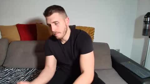 Snapshot of michaelos11 chatting on 03/18/26, 04:32 michaelos11 online show from 03/18/26, 04:32