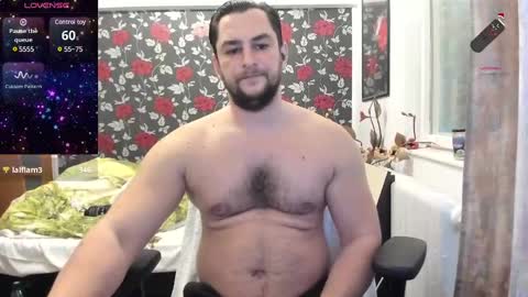 Snapshot of michaelragnar90 chatting on 01/26/25, 01:04 michaelragnar90 online show from 01/26/25, 01:04