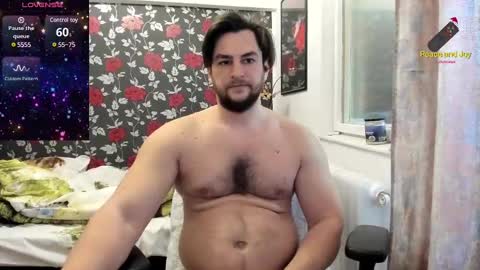 Snapshot of michaelragnar90 chatting on 01/27/25, 09:13 michaelragnar90 online show from 01/27/25, 09:13