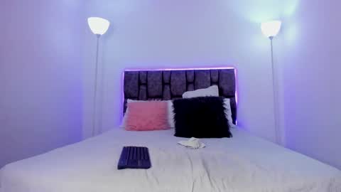 Michelle online show from 01/31/25, 04:17