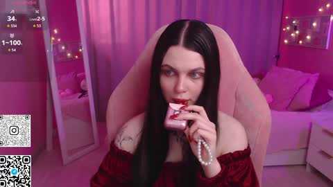 Snapshot of michela_fruet chatting on 04/05/26, 01:03 Kate online show from 04/05/26, 01:03