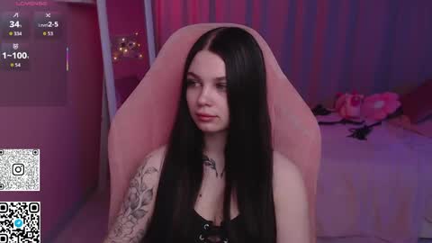 Snapshot of michela_fruet chatting on 04/12/26, 01:10 Kate online show from 04/12/26, 01:10