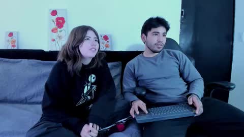 Snapshot of michelandchris chatting on 11/27/25, 12:29 MichelandChris online show from 11/27/25, 12:29