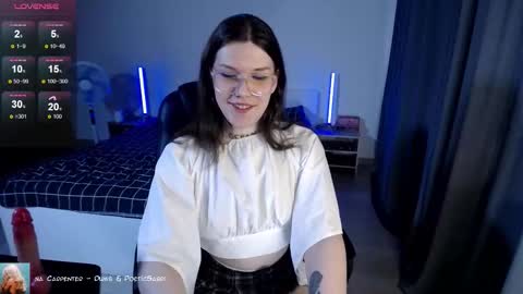 Snapshot of micheledoll chatting on 10/15/25, 01:44 MicheleDoll online show from 10/15/25, 01:44