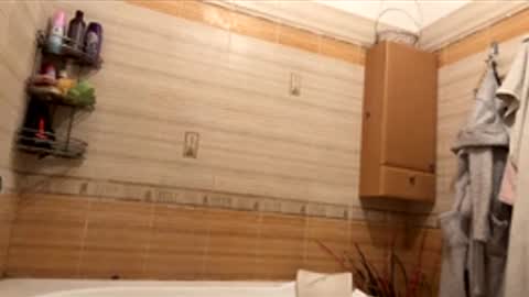 michelemagnetico online show from 11/28/25, 11:07