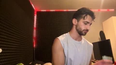 michelemagnetico online show from 11/29/25, 10:24