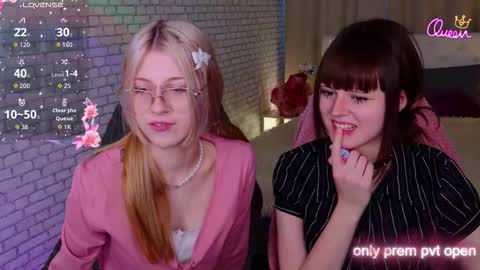 Snapshot of michelewild chatting on 03/08/26, 01:59 Michele online show from 03/08/26, 01:59