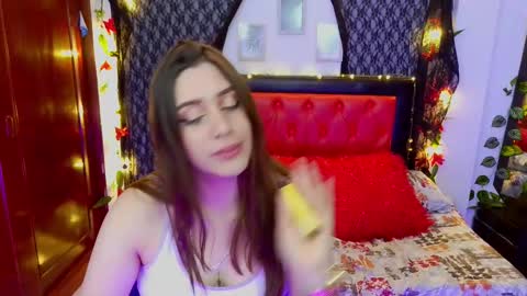 Snapshot of michell_h chatting on 02/10/25, 03:03 Nani online show from 02/10/25, 03:03