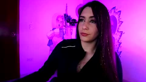 Snapshot of michell_h chatting on 04/18/26, 04:16 Nani online show from 04/18/26, 04:16