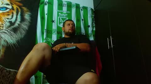 Snapshot of michell_myers chatting on 01/19/25, 02:25 michell_myers online show from 01/19/25, 02:25