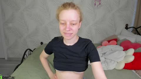michelle_blond online show from 04/03/26, 07:50